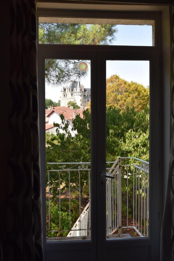 Logis De Fornel Bed & Breakfast La Rochefoucauld Exterior photo